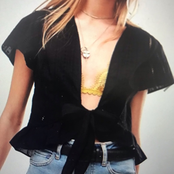 Tie Front top - Picture 1 of 5